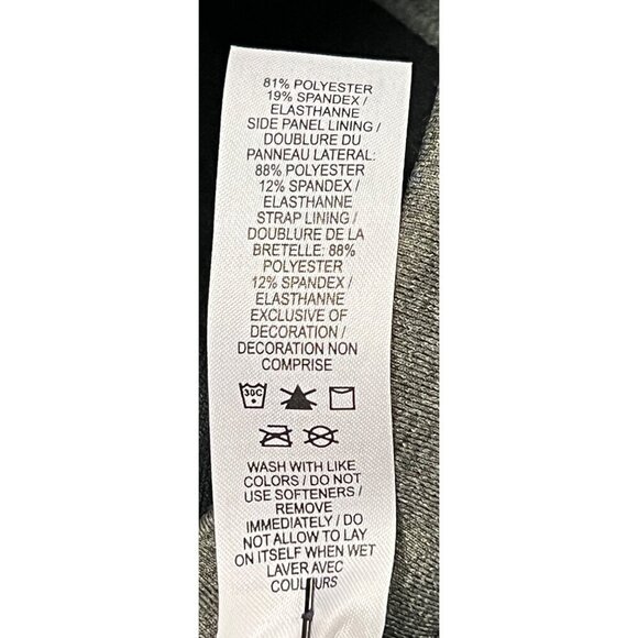 Nike Training Sports Bra Size Medium M Gray Racer Back Athleisure NWT New - Picture 6 of 7